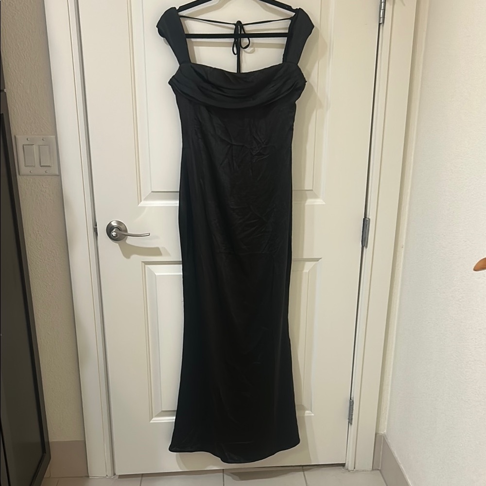 NWT Meshki off the shoulder Low Back Black Dress